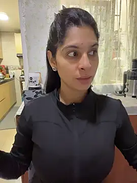 charlotte stevenss  online show from October 7, 2:58 pm