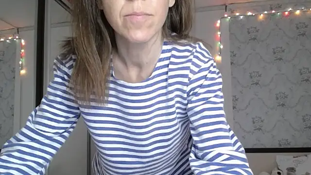 Snapshot of Popppka chatting on April 14, 2:12 pm Popppka online show from April 14, 2:12 pm