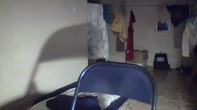 Snapshot of CaptainFox chatting on May 25, 1:33 am CaptainFox online show from May 25, 1:33 am