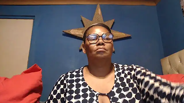 Snapshot of CUTEFIRMMELONSS chatting on November 21, 3:27 am CUTEFIRMMELONSS online show from November 21, 3:27 am