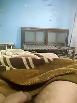 Snapshot of Deshilund9 chatting on December 3, 9:55 am Deshilund9 online show from December 3, 9:55 am