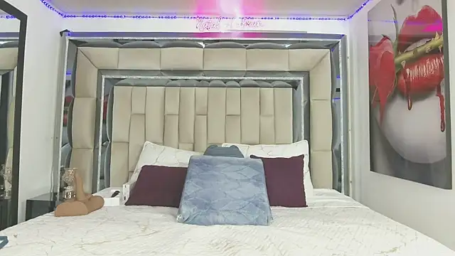 Snapshot of nataly_kydmann chatting on March 10, 1:21 am nataly kydmann online show from March 10, 1:21 am