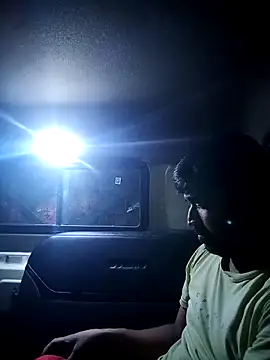 Snapshot of Driver-naru chatting on October 21, 11:27 pm Driver-naru online show from October 21, 11:27 pm