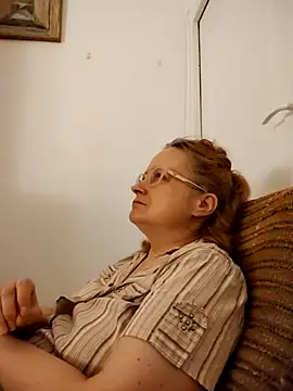 She-devilx online show from May 31, 10:11 pm