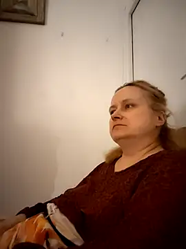 Snapshot of She-devilx chatting on July 25, 9:23 pm She-devilx online show from July 25, 9:23 pm