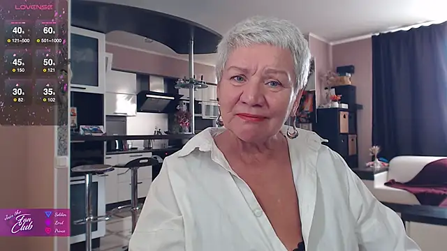 Snapshot of roxana_brooks chatting on February 1, 7:18 am roxana brooks online show from February 1, 7:18 am