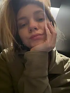 ValenciaShock online show from February 22, 6:46 am