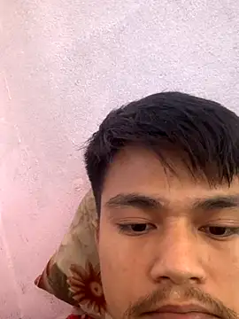 Hullax online show from November 13, 3:05 am