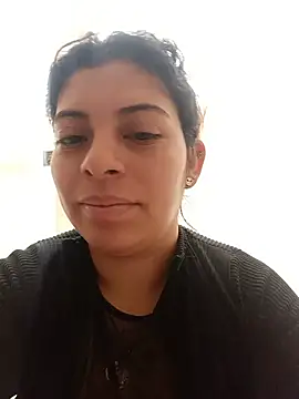 Snapshot of Iam_Issaa chatting on June 9, 3:23 pm Iam Issaa online show from June 9, 3:23 pm