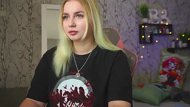 Moon Valkyrie online show from March 1, 9:00 am