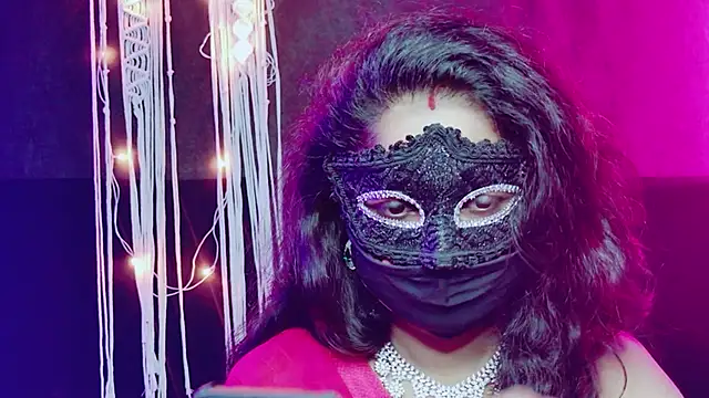 Exotic Goddess online show from November 18, 4:50 am