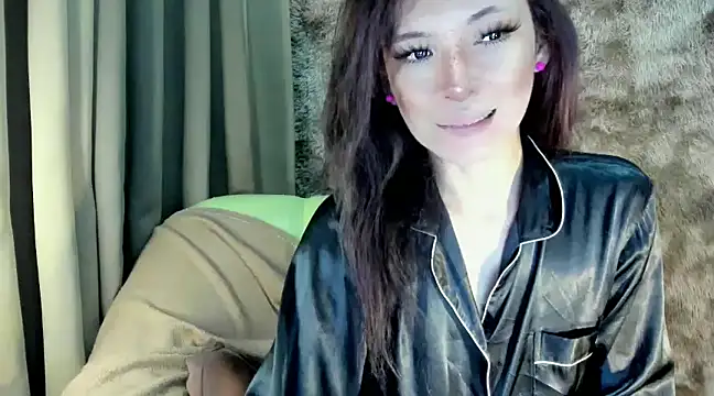 Snapshot of Rhianna_wilson chatting on February 18, 9:42 pm Rhianna wilson online show from February 18, 9:42 pm