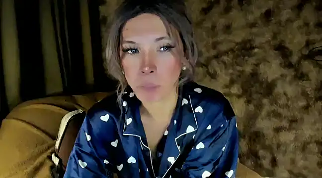 Snapshot of Rhianna_wilson chatting on March 2, 1:16 pm Rhianna wilson online show from March 2, 1:16 pm