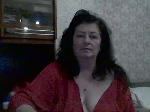 GypsiQueen2 online show from February 14, 7:02 pm