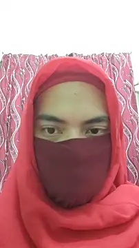 Snapshot of ElisyaHijabDoll chatting on October 11, 5:22 pm ElisyaHijabDoll online show from October 11, 5:22 pm