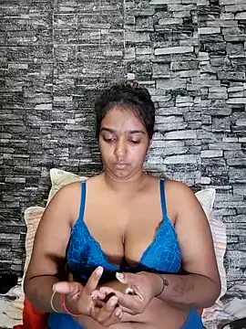Xindias fantasyX online show from October 1, 7:09 pm