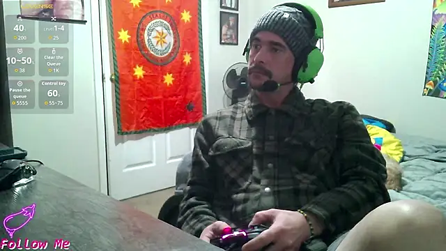 XxBobbyDigitalxX online show from March 9, 1:26 pm