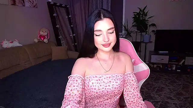 Snapshot of __Malika__ chatting on October 22, 2:39 pm Malika online show from October 22, 2:39 pm