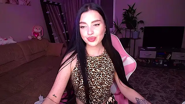 Snapshot of __Malika__ chatting on October 30, 2:51 pm Malika online show from October 30, 2:51 pm