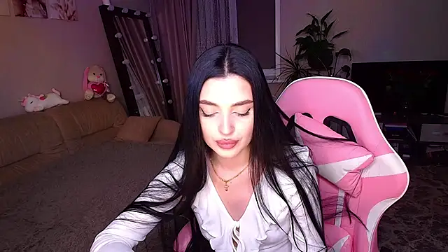 Snapshot of __Malika__ chatting on November 8, 1:22 pm Malika online show from November 8, 1:22 pm