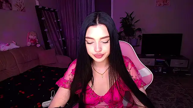 Snapshot of __Malika__ chatting on November 13, 3:55 pm Malika online show from November 13, 3:55 pm