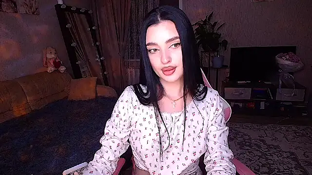 Snapshot of __Malika__ chatting on February 20, 3:23 pm Malika online show from February 20, 3:23 pm