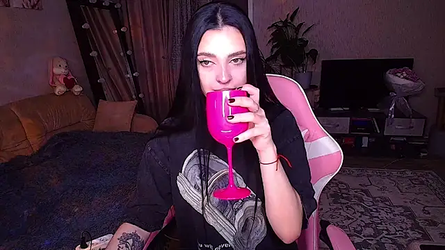 Snapshot of __Malika__ chatting on February 21, 3:35 pm Malika online show from February 21, 3:35 pm