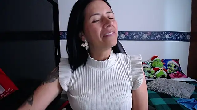 sharoon cheerry online show from January 10, 2:30 pm