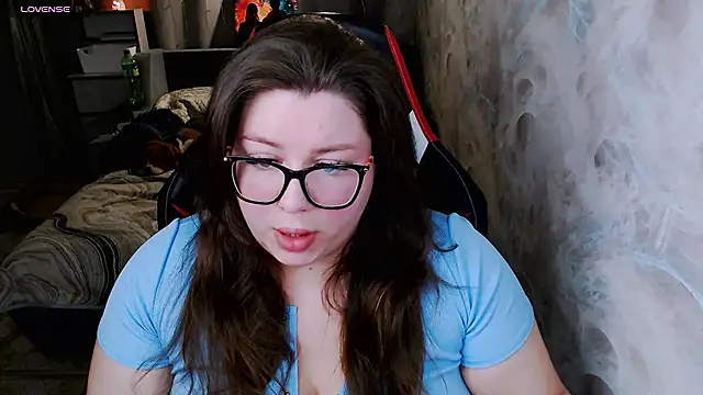 Snapshot of alexa_sweetyy chatting on February 22, 8:20 pm alexa sweetyy online show from February 22, 8:20 pm