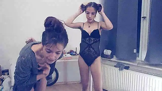 LinaWinter online show from December 3, 7:44 pm