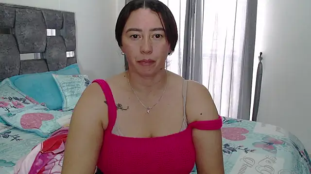 sara hott 1 online show from March 4, 6:36 pm