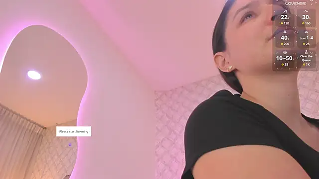 Pia Johnson  online show from February 13, 11:39 am