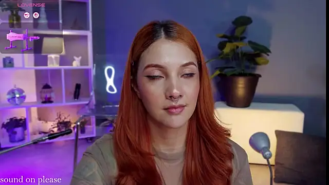 RedJasmine  online show from February 14, 6:40 pm