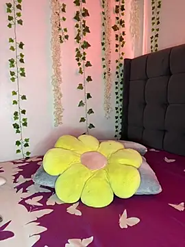 DazedGlade online show from November 9, 12:47 pm