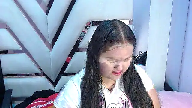 ValenTitis online show from October 8, 8:28 pm