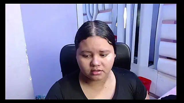 ValenTitis online show from November 11, 8:31 pm