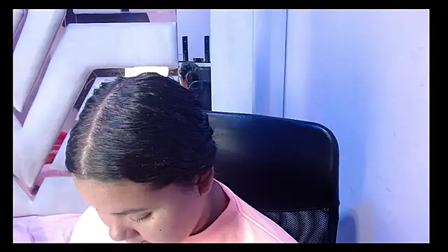 ValenTitis online show from November 12, 8:52 pm