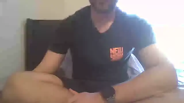 Hotboyo01 online show from February 16, 8:22 pm