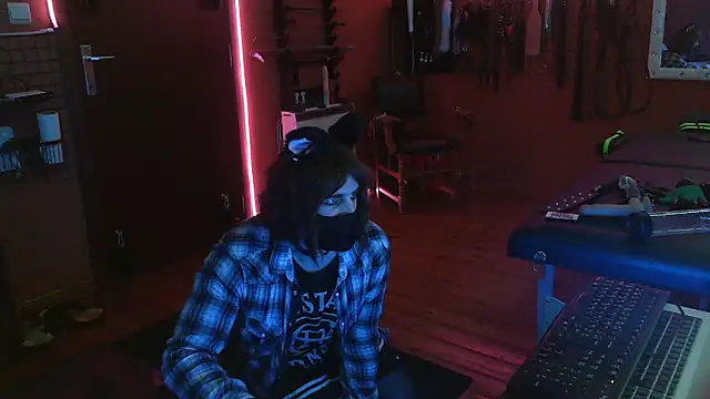 Snapshot of Ginny-the-bdsm-nympho chatting on October 30, 6:08 pm Ginny-the-bdsm-nympho online show from October 30, 6:08 pm