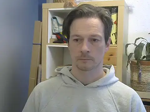 snowypaul11 online show from January 31, 7:39 am