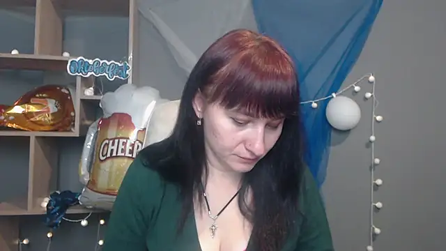 NinaFlawlees online show from October 10, 11:53 am