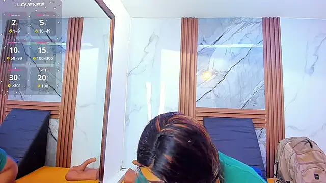 HannyMansonh online show from April 18, 3:10 am