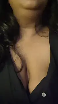 sassy horny online show from October 17, 11:29 pm