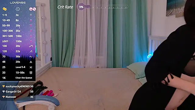 Snapshot of LissMoon chatting on December 3, 5:01 pm LissMoon online show from December 3, 5:01 pm