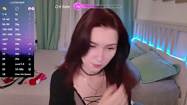 Snapshot of LissMoon chatting on December 10, 12:27 pm LissMoon online show from December 10, 12:27 pm