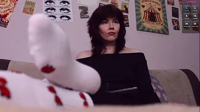 Snapshot of Luna_Blake chatting on February 18, 1:07 pm Luna Blake online show from February 18, 1:07 pm