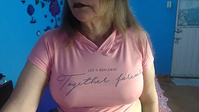milfeddy  online show from December 5, 8:55 pm