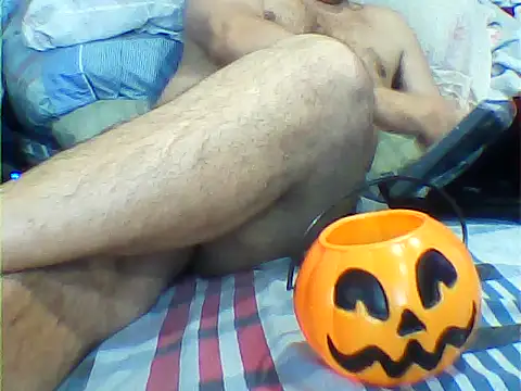 Snapshot of messi_syssy chatting on October 26, 7:36 am messi syssy online show from October 26, 7:36 am