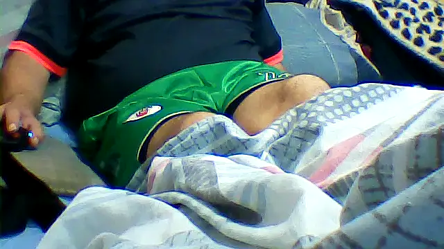 Snapshot of messi_syssy chatting on November 22, 5:06 am messi syssy online show from November 22, 5:06 am