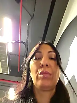 LeticiaWoods online show from December 19, 6:09 am